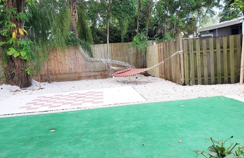 Bee Ridge House | Newly Updated 3Beds 3Baths Plus Fun Backyard