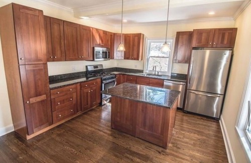 Nonantum Condo | Newly Updated Condo