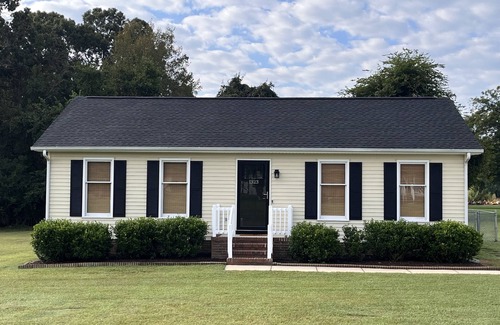 Haw River House | Newly Updated Home w/Easy Access to I-85/I-40