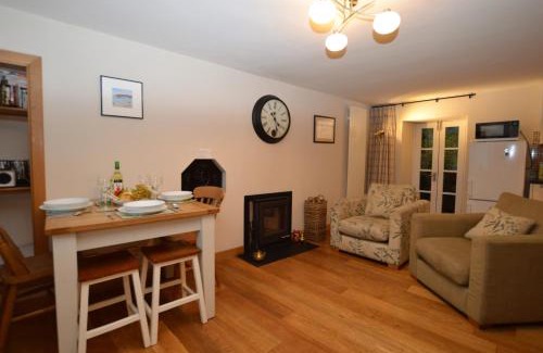 Inveraray House | Newton Cottage South