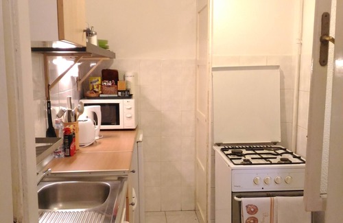 13th District Apartment | Next Danube river , personal welcome , private guided tours and homerestaurant