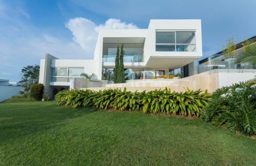 Pereira Villa | Next Level Luxury Pereira House Pool and Cinema with a Built Area of 850 m2 on a 3600 m2 Lot