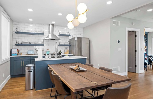 Mount Adams House | Next to Monastery Wedding Venue, 2BR w/Balcony