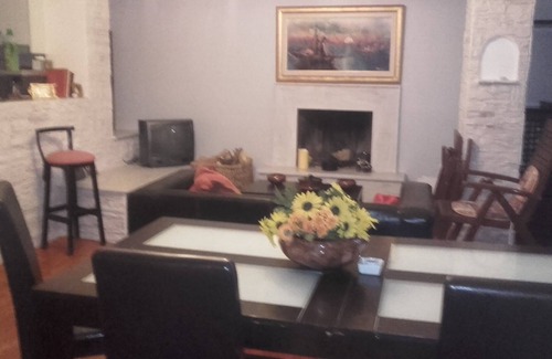 Lavreotiki House | Next to the sea for relaxation, near to the Airport, the Lavrio port and Ahens