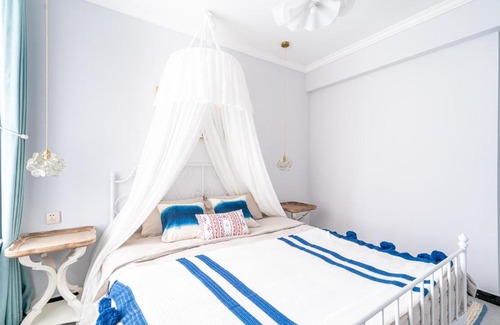 Guancheng Hui District Apartment | Next to the subway of Erqi Wanda Plaza