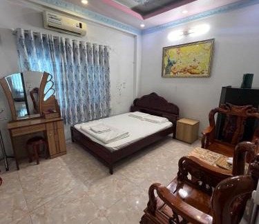 Binh Chanh Hotel | Nhà Nghỉ Happy (Nguyên Thảo 2)
