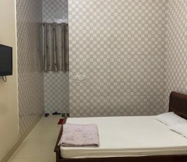 Vinh Hotel | Nhà Nghỉ Long Lưu
