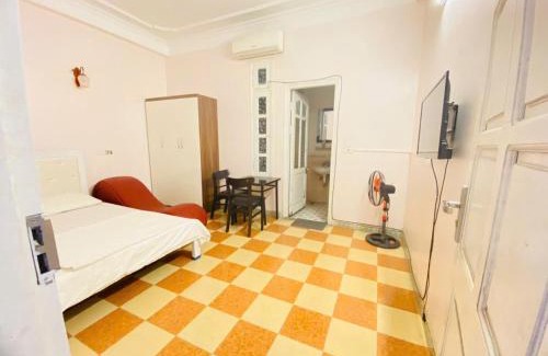 Tay Ho Hotel | Nhà nghỉ Vườn Đào