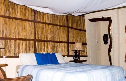 Inharrime Cabin | Nhanombe Lodge