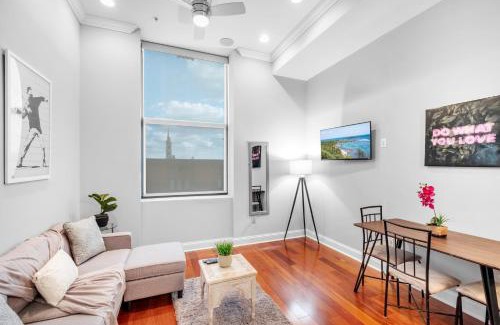 Olde Kensington Apartment | Nice 1 Bdrm Luxury Flat