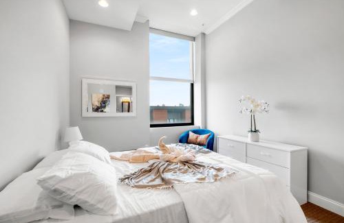 Olde Kensington Apartment | Nice 1 Bdrm Luxury Flat