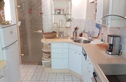 Sudostviertel Apartment | Nice 2,5 room apartment with a small balcony near the main station