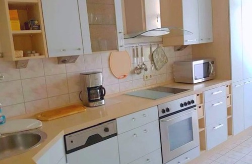 Sudostviertel Apartment | Nice 2,5 room apartment with a small balcony near the main station
