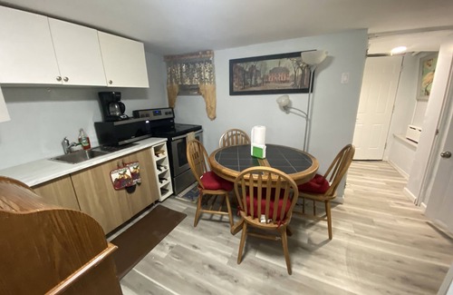 West New York House | Nice 2 bedroom Apt With Patio