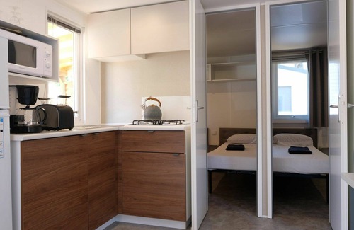 Cisano House | Nice apartment in villa for 6 people with A/C, pool, WIFI, terrace and parking