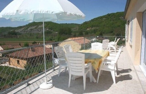 Souillac House | Nice and bright house, 3 stars in the Lot for the pleasure of all.