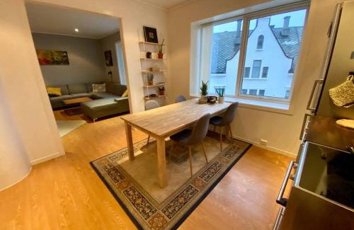 Alesund Apartment | Nice and central apartment in quiet area
