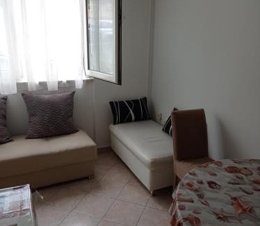 Vranjic House | Nice and cozy two single bed room