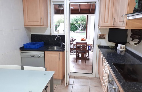 L'Hospitalet de l'Infant Ski Chalet | NICE AND QUIET VILLA, PRIVATE POOL, BBQ, A/C, NEAR THE BEACH