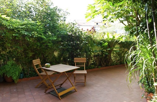 Paranhos Apartment | Nice and quiet apartment with private garden. Porto center!