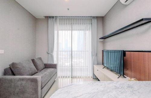 Semanggi Apartment | Nice and Strategic 1BR at Ciputra World 2 Apartment By Travelio