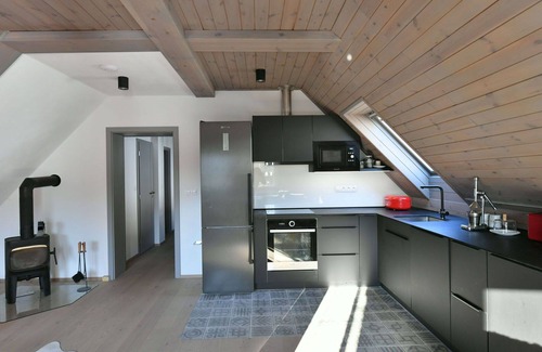 Horni Marsov Apartment | Nice apartment for 6 guests with WIFI, TV, patio, panoramic view and parking