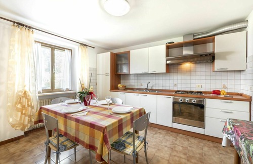Rive D'Arcano House | Nice apartment in villa for 6 people with TV, patio and parking