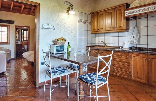 Buenavista del Norte Apartment | Nice apartment in Buenavista Del Norte