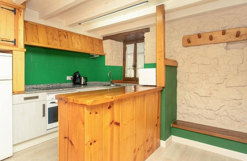 Cabezon de Liebana Apartment | Nice apartment in Cabezon de liebana