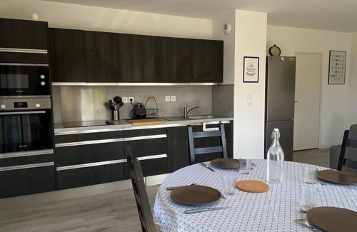 Benerville-sur-Mer Apartment | Nice apartment at 2 min walk from the beach