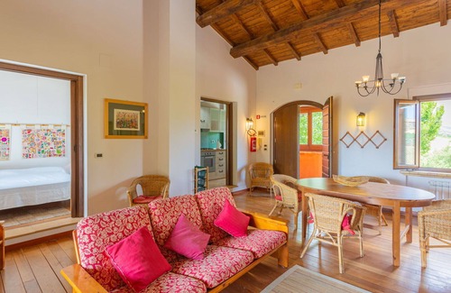 Citta Sant'Angelo House | Nice apartment in villa for 5 people with WIFI, pool, TV, balcony and parking