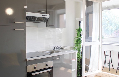L'Ile-Saint-Denis Apartment | Nice apartment with balcony and view