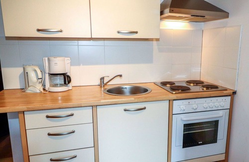 Muhldorf Apartment | Nice apartment for 8 guests with WIFI, TV, balcony and parking