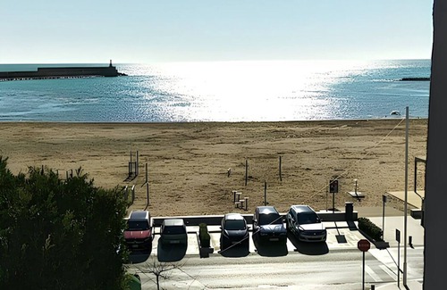 Peniscola Apartment | Nice apartment centrally located in front of the sea