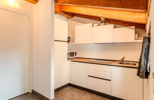 Mezzegra Apartment | Nice apartment for 2 people with A/C, WIFI, TV, balcony and parking