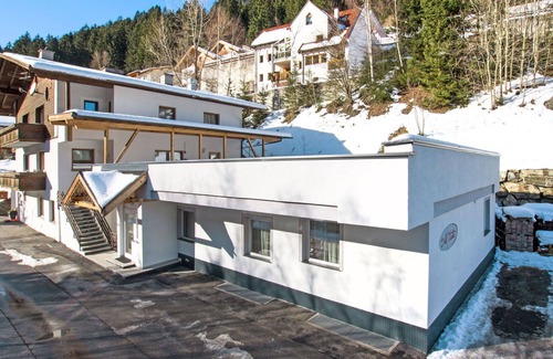 Kappl Apartment | Nice apartment for 20 people with WIFI