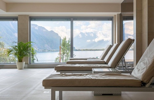 Montreux Apartment | Nice apartment for 3 people with WIFI, pool, A/C, TV, terrace and panoramic view