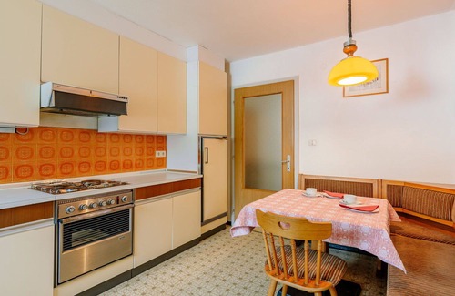 Solda Apartment | Nice apartment for 3 guests with WIFI, terrace, pets allowed, panoramic view and parking