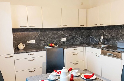 Steinheim Apartment | Nice apartment for 4 guests with WIFI, TV, terrace and parking