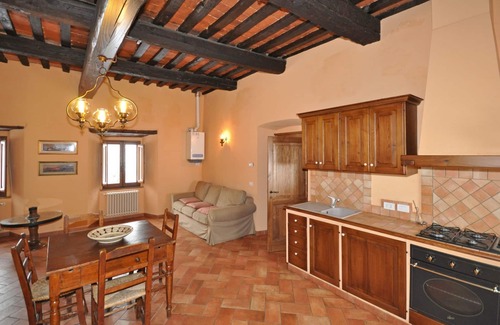 Marradi Apartment | Nice apartment for 4 guests with WIFI, pool, TV, pets allowed, panoramic view and parking