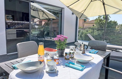 Caramagna Ligure Apartment | Nice apartment for 4 people with pool, A/C, WIFI, TV, terrace and parking