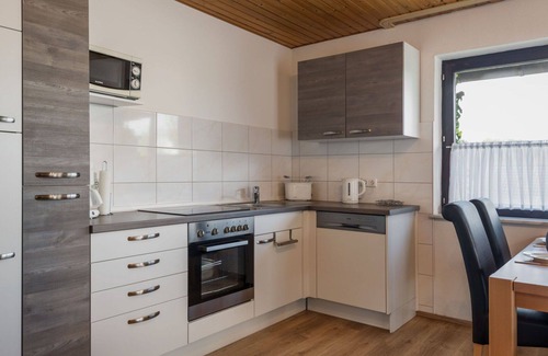Immerath Apartment | Nice apartment for 5 people with WIFI, TV, terrace and pets allowed
