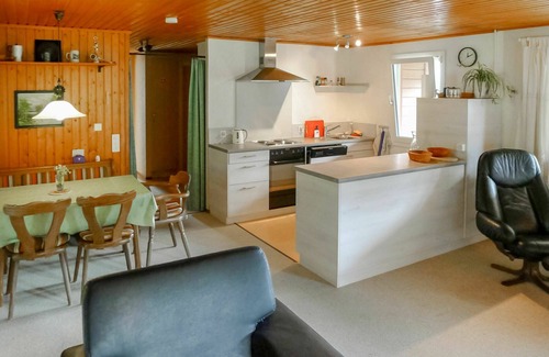 Ruschein Apartment | Nice apartment for 5 people with WIFI, TV, terrace and parking