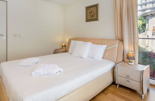 Montreux City Centre Apartment | Nice apartment for 6 guests with WIFI, hot tub, pool, TV, balcony, panoramic view and parking