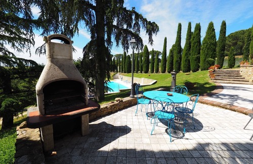 Volterra Apartment | Nice apartment for 6 people with WIFI, pool, panoramic view and parking, close to San Gimignano
