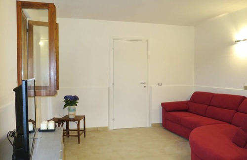 Colmegna Apartment | Nice apartment for 8 people with WIFI, TV, terrace, pets allowed and parking