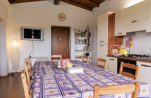 Corchiano Apartment | Nice apartment for 9 guests with pool, WIFI, TV, pets allowed and parking