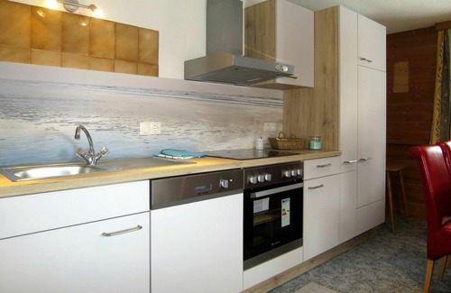 Unterlaengenfeld Apartment | Nice apartment for 10 people with WIFI, TV, balcony and parking