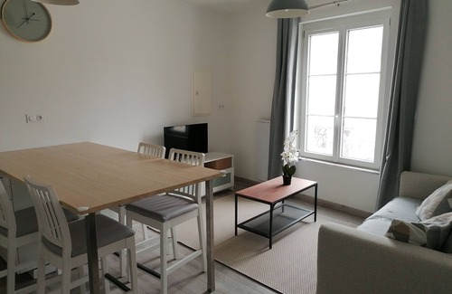 L'Ile-Bouchard Apartment | Nice apartment in the center of Touraine, in the heart of the Loire castles