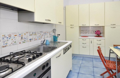 Torvaianica Apartment | Nice apartment in Torvajanica -RM-